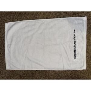 Nike Running Fundamental “Support Is All Around You” Towel